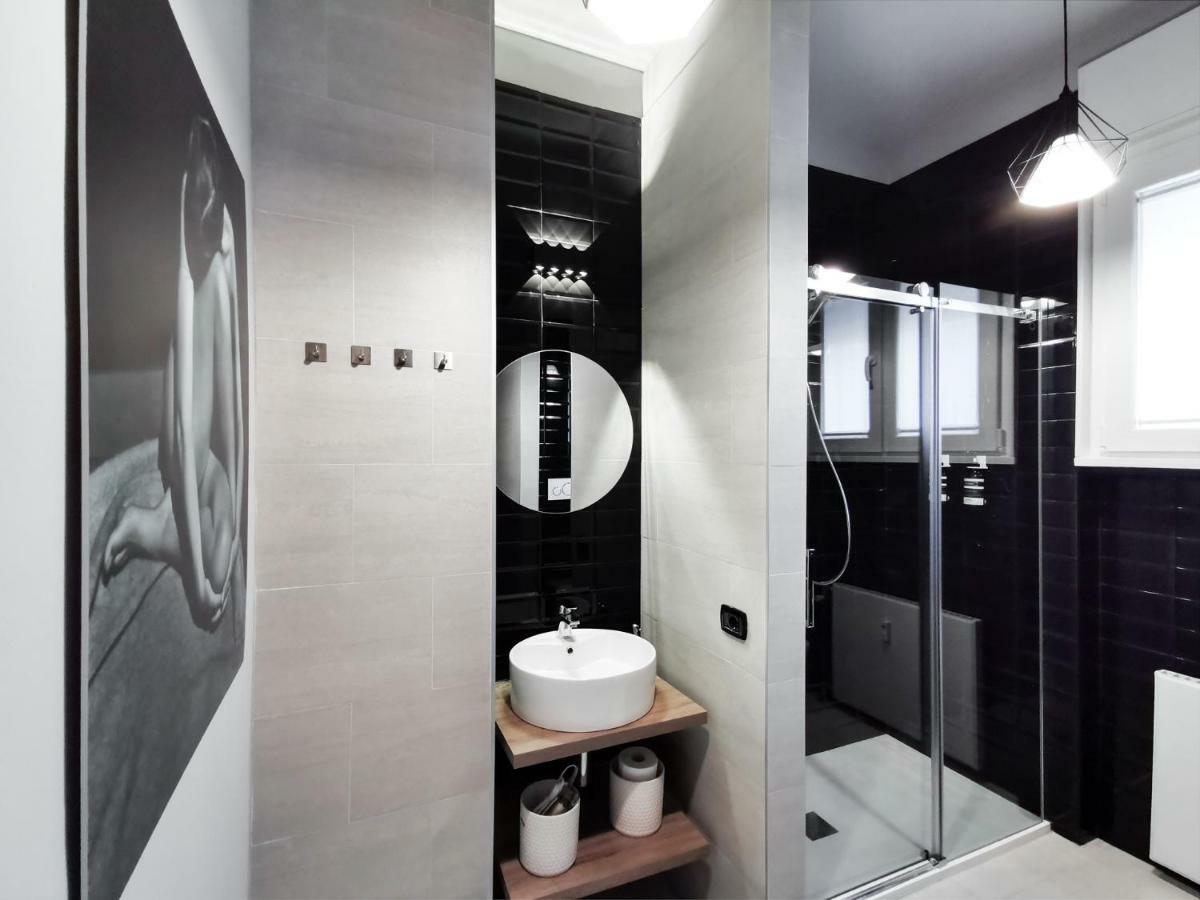 Chiclife Florentin - Downtown Apartment Bergamo Buitenkant foto